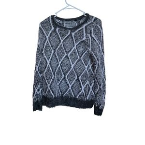 Cyrus Size Medium Black & White Acrylic Nylon Fuzzy Crew Neck Eyelash Sweater